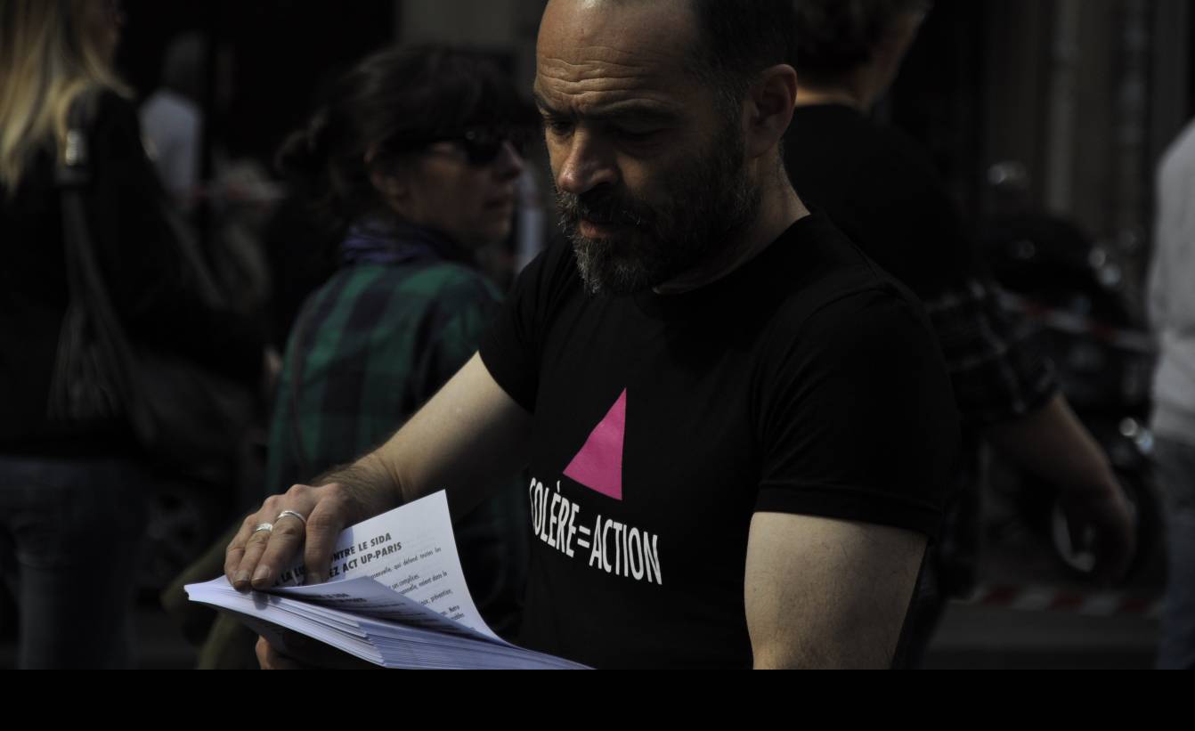 Act Up dans les rues de Paris, le 1er mai 2012. (Wikipedia/LGBTI75)