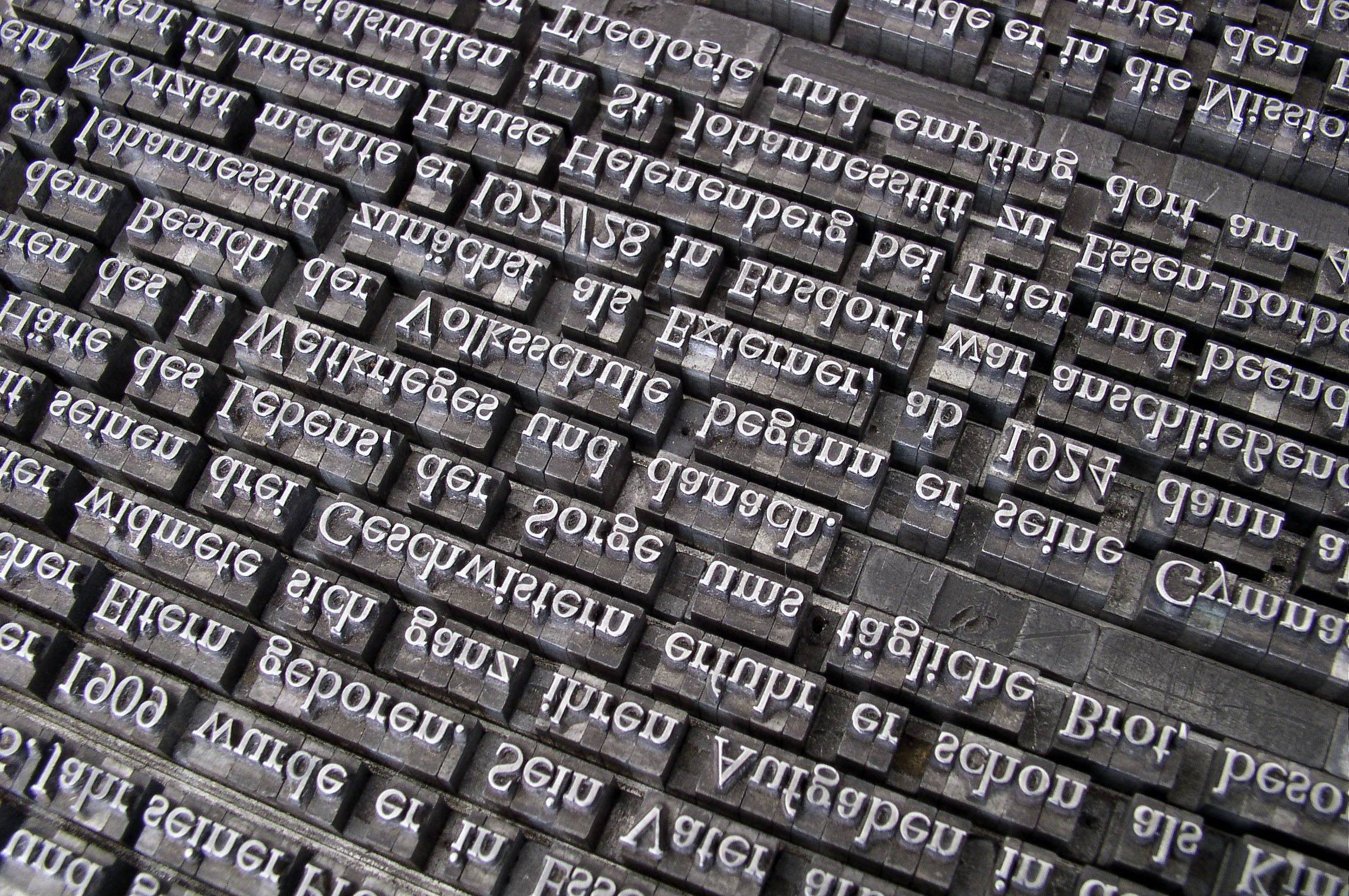 Les technologies de traitement automatique du langage (TAL) aident à repérer et analyser rapidement les informations critiques dans une masse de données, quelle qu’en soit la langue. (Pixabay/wilhei)