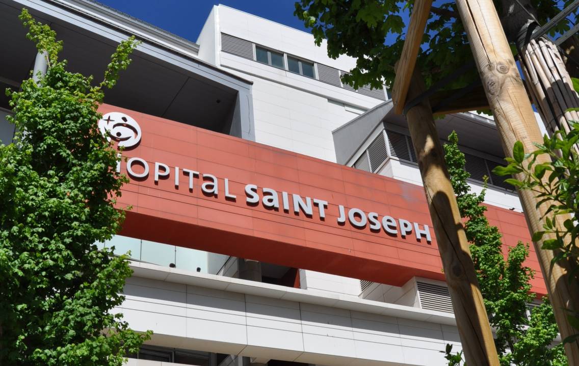 la dématérialisation du dossier médical a atteint sa vitesse de croisière. Aujourd’hui, les médecins accèdent à la totalité du dossier médical numérisé depuis leur poste informatique. (Hôpital Saint-Joseph)