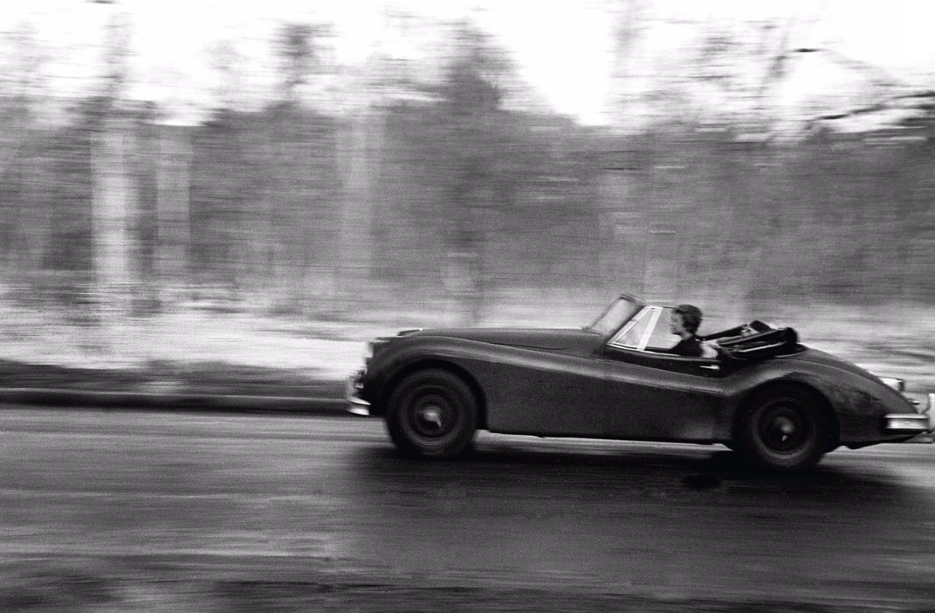 Françoise Sagan photographiée par Michou Simon (Paris Match / Cornette de saint Cyr)