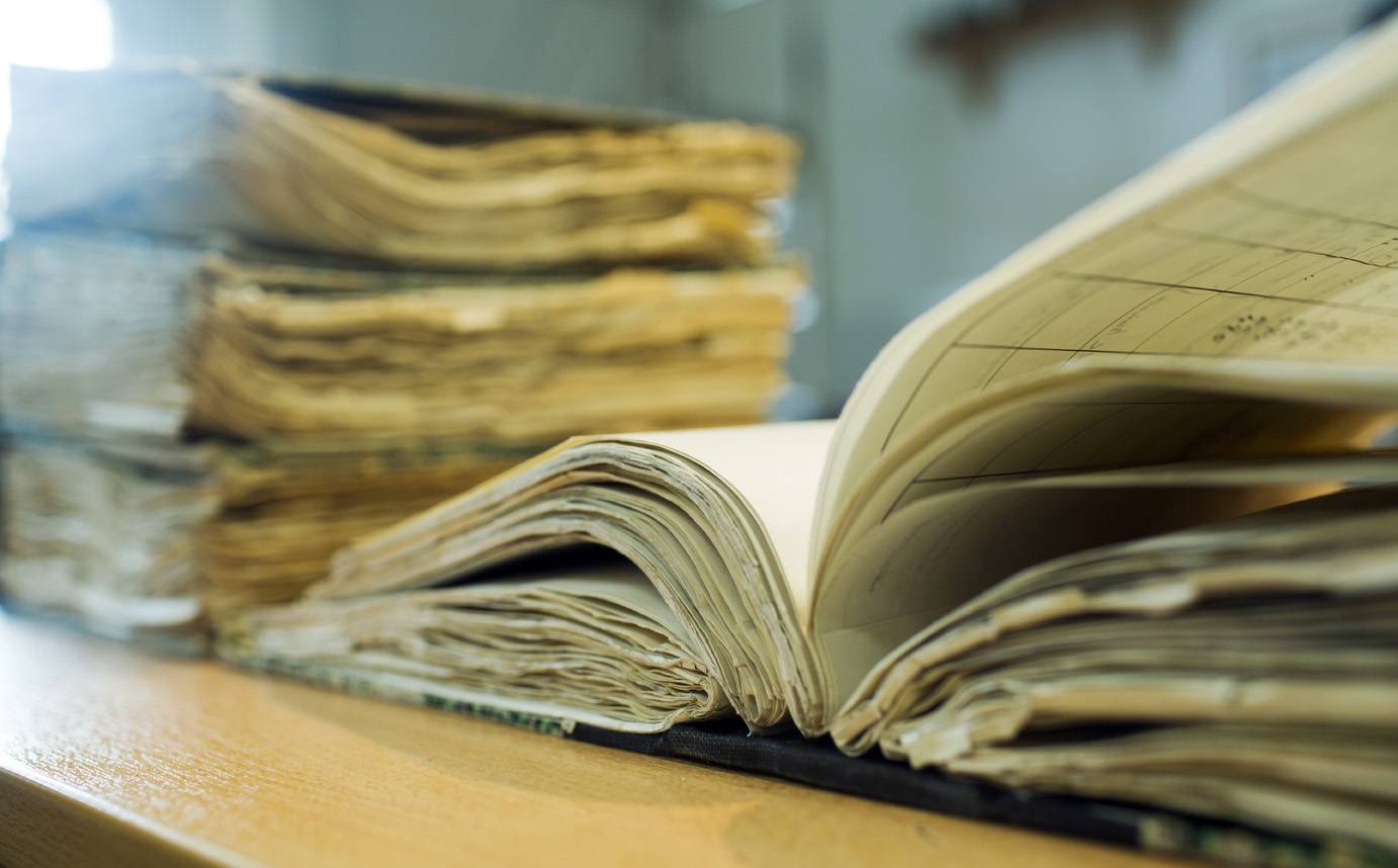 Notre mission, c’est de repérer et de contrôler chaque document, puis de faire un tableau de récolement (crédit : Everial).