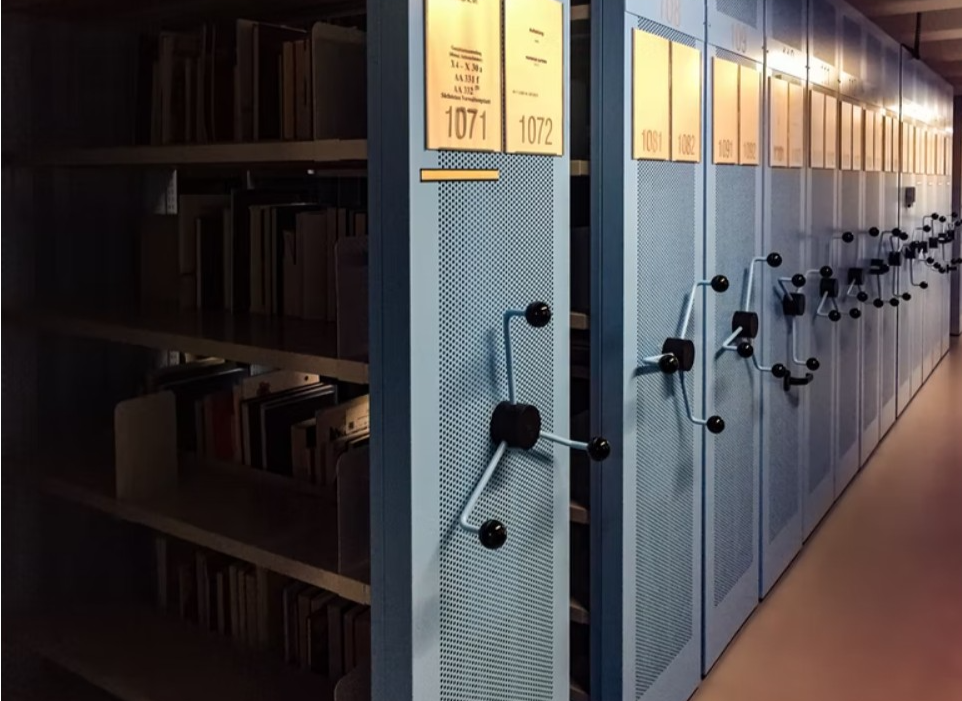 Association-archivistes-francais-lance-mois-engagement