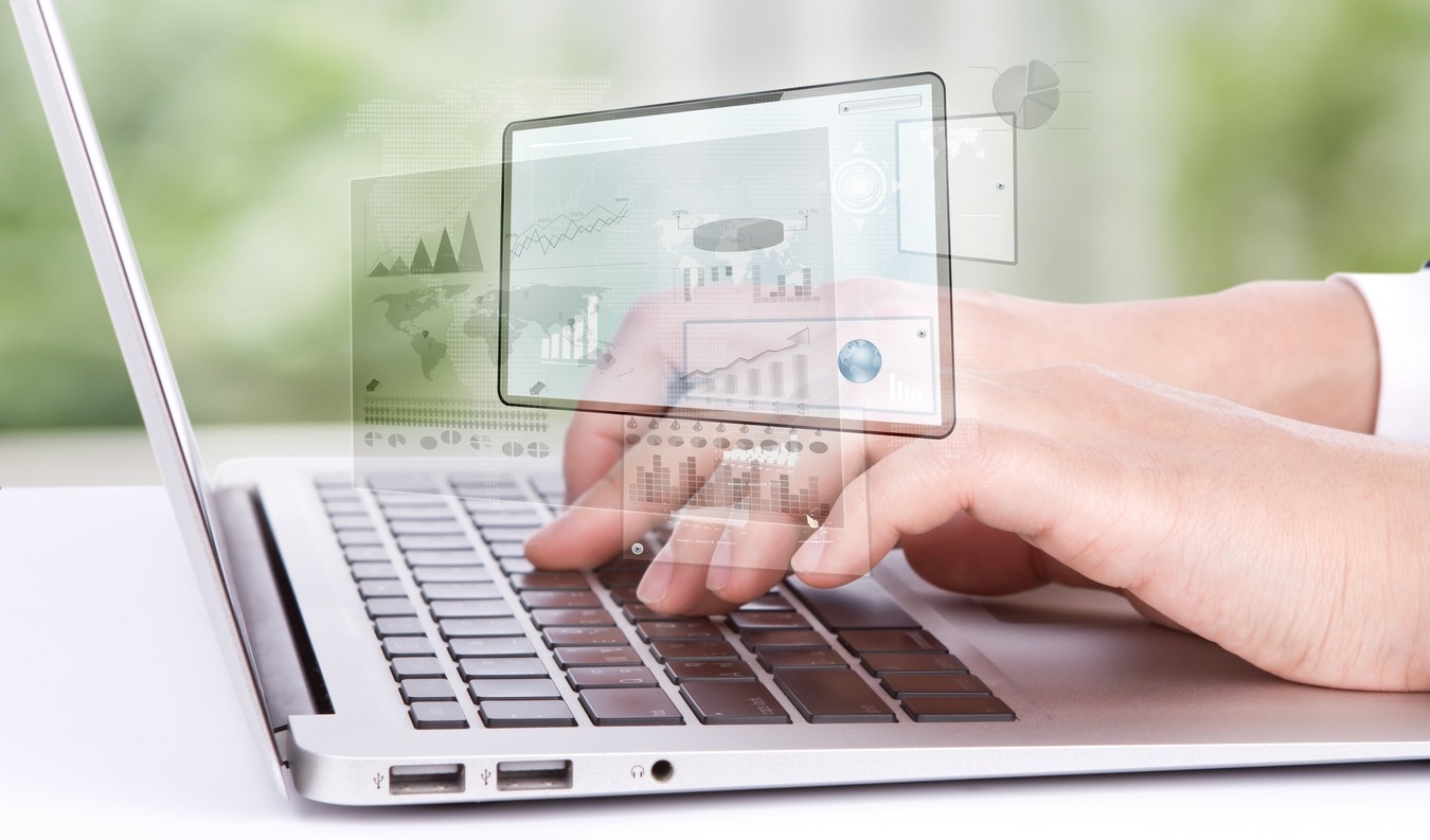 Chercheurs et doctorants, professionnels de l’information ou personnels administratifs, les publics utilisateurs de HAL sont variés. (Jannoon028/Freepik) animer-portail-hal-science-ouverte