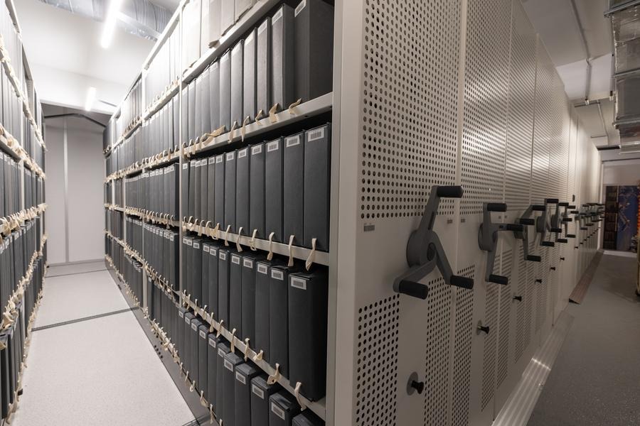 Monaco-se-dote-service-national-archives