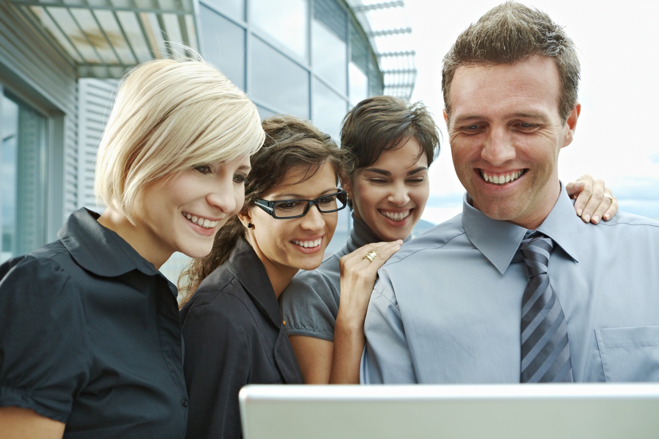 Selon plusieurs études, les initiatives du type DPA (Digital Process Automation) ou BPM (Business Process Management) sont efficaces dans 73% des cas. (Fotolia) equipe-collaboratif