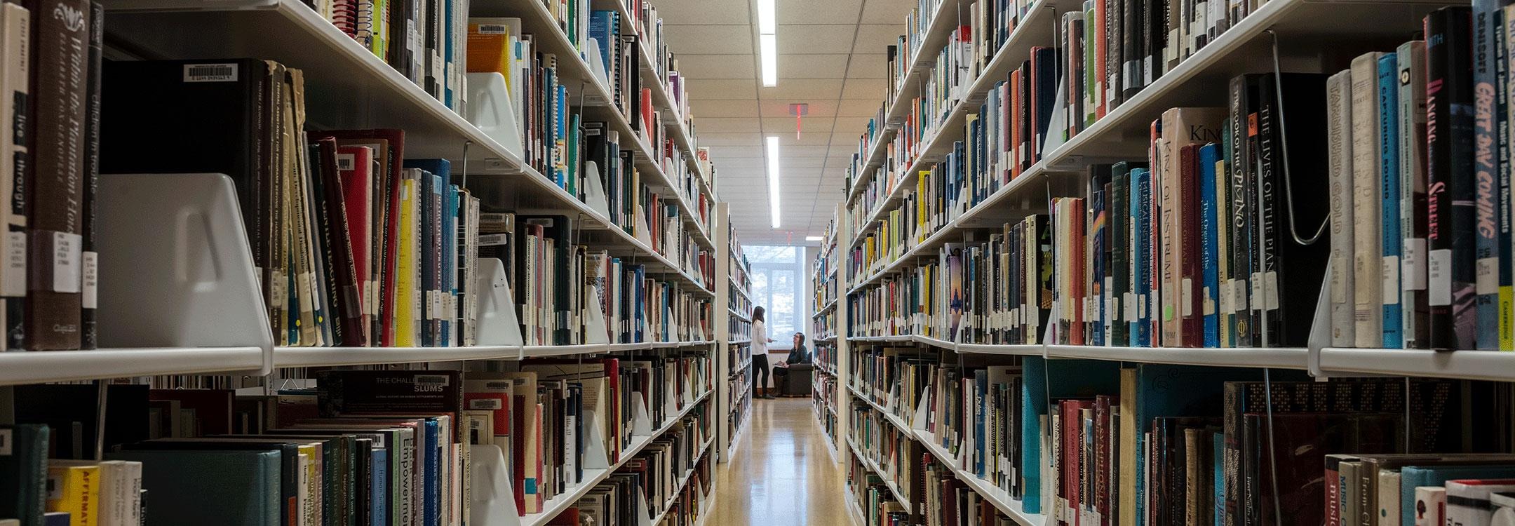 Nous accompagnons aujourd'hui plus de dix grandes écoles sur leur système d'information documentaire. Nous venons par ailleurs de mettre récemment en production le nouveau système des Bibliothèques Universitaires de Compiègne. BU