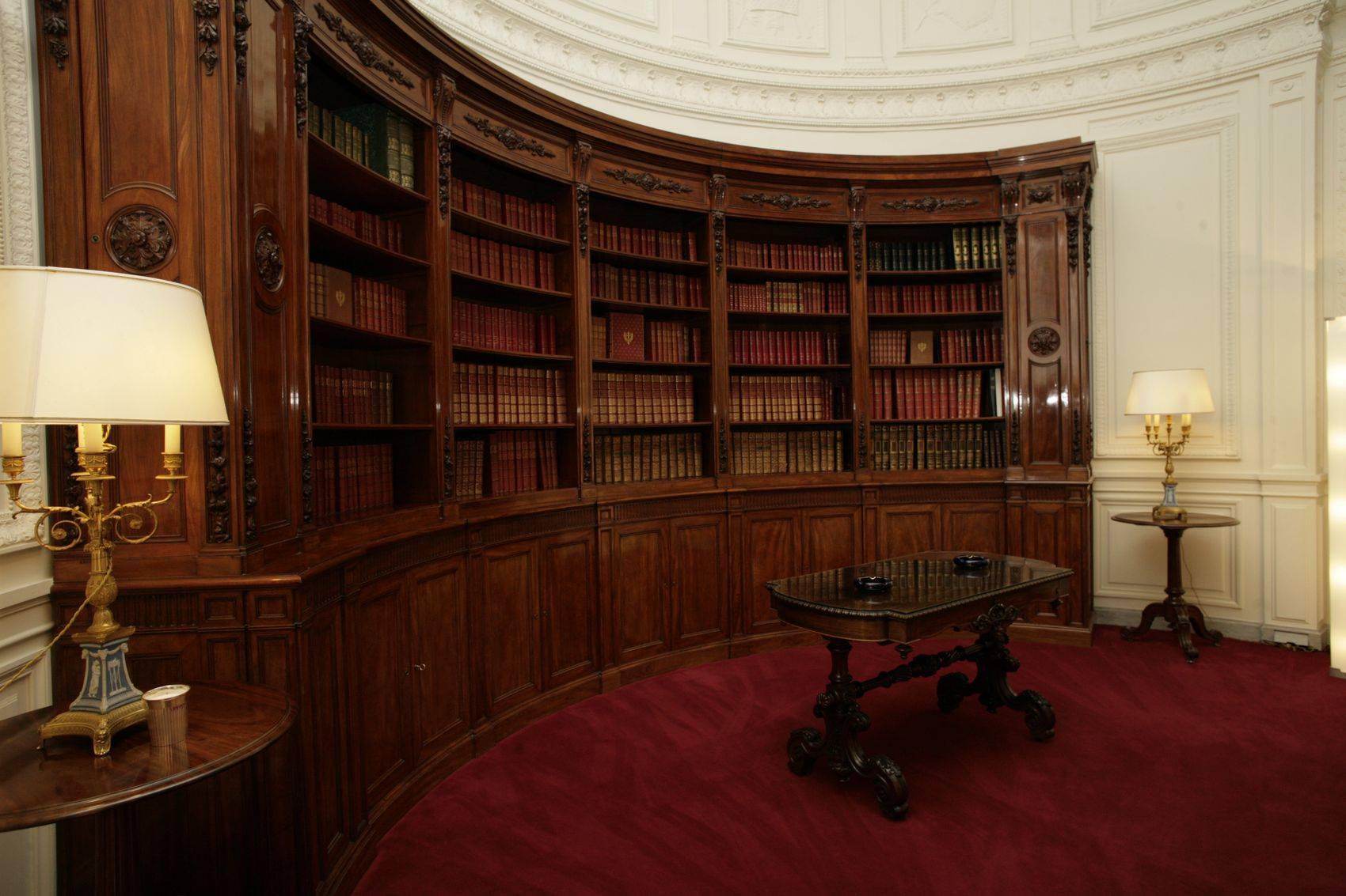 La bibliothèque du Palais de l'Elysée (Présidence de la République)
