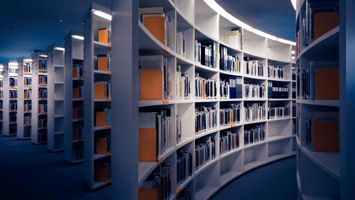 Les bibliothèques disposent aujourd’hui une large palette de services. Et parmi les services innovants ou récents qu’elles proposent, le Click & Collect arrive en pole position avec 65% des suffrages. Bibliothèque de demain