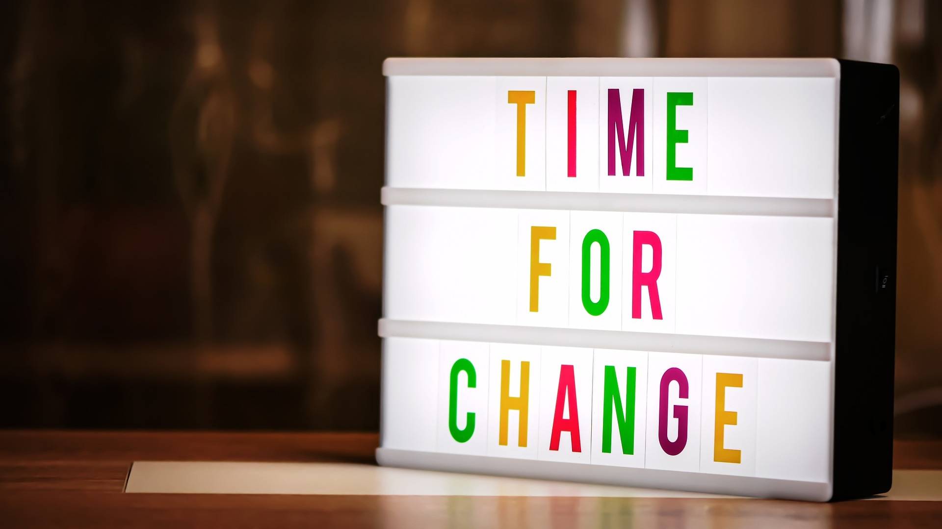 Idéalement, nous devrions créer un mot de passe par compte. Autant le dire tout de suite, cela relève de la fiction ! Il est en revanche possible de recourir à des gestionnaires de mots de passe. (Pixabay/Alexas_Fotos) changer-mot-de-passe