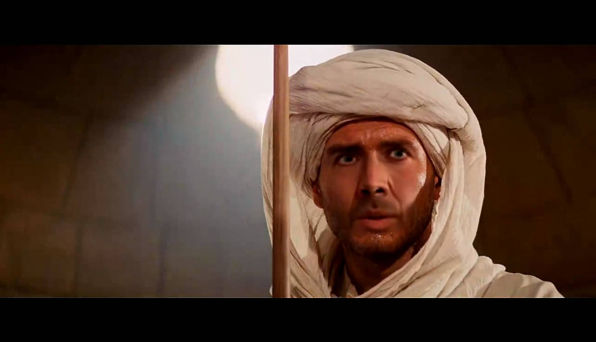 Capture d'écran d'un deepfake transposant le visage de Nicolas Cage sur celui d'Harrison Ford dans le film Indiana Jones. (DR) deepfake-nicolas-cage