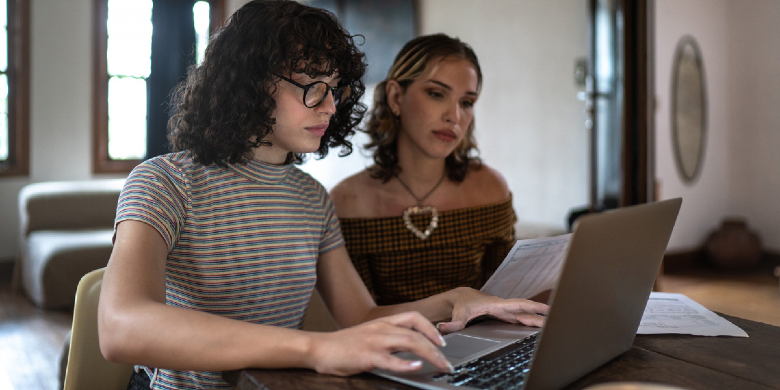 Seulement 40 % des sites internet publics sont accessibles aux personnes en situation de handicap (Défenseur des droits) Dematerialisation-services-publics-encore-trop-citoyens-en-difficulte