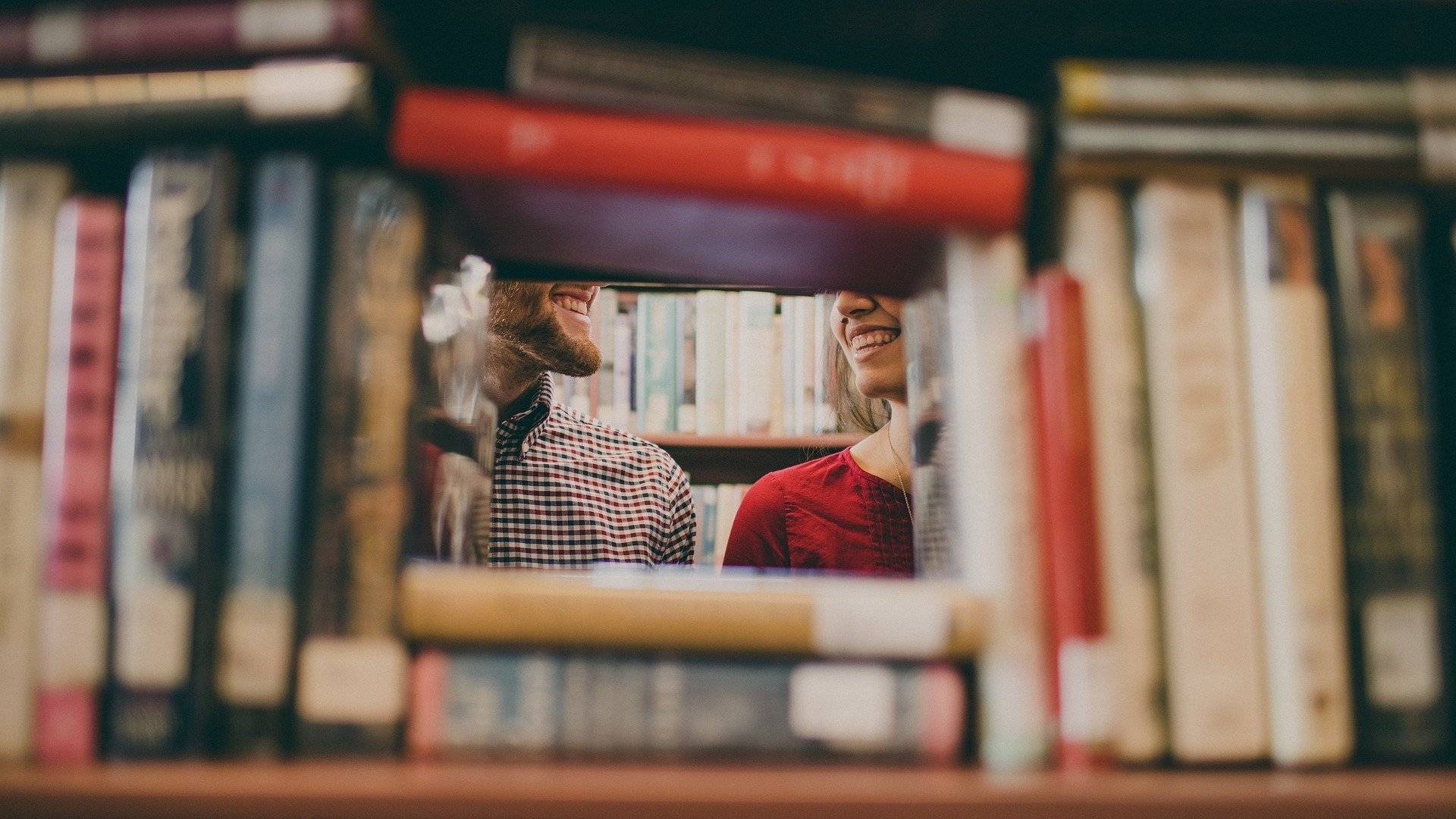 L'ABF plaide pour un renforcement de la qualité de service en bibliothèque (Pixabay / StockSnap)