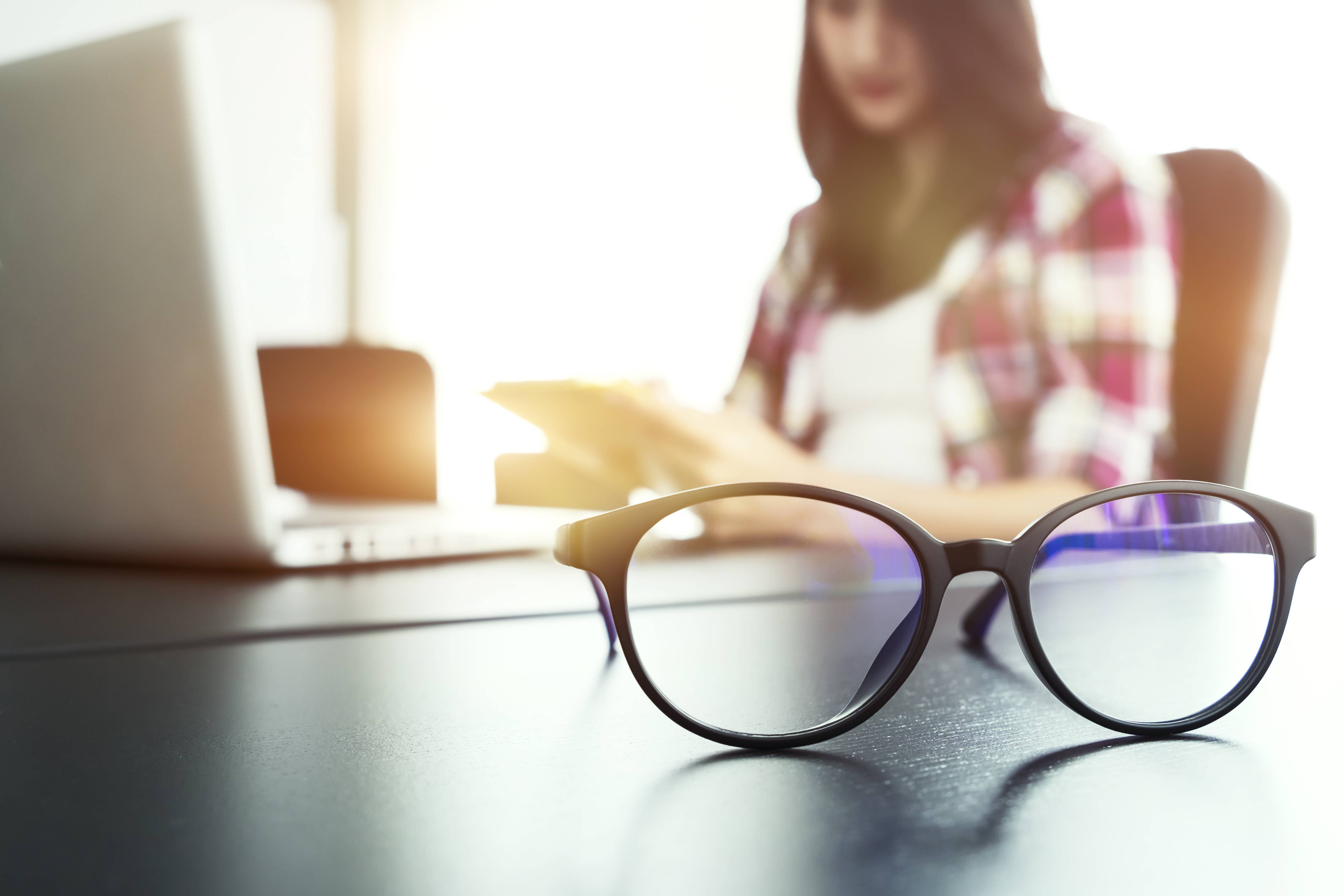 Les étudiants qui intègrent l’EBD ignorent tout des possibilités de travailler en indépendant. (Freepik/ijeab) etudiant-freelance