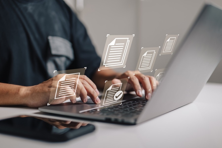 L'intégration proactive du RGPD dans la facturation électronique, loin d'être une contrainte, est un gage de fiabilité des données et de fluidité opérationnelle (Freepik).