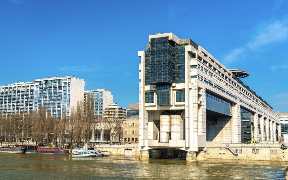 Les opérateurs immatriculés par l'administration le seront pour une durée de trois ans renouvelable (Freepik Premium) Facturation-electronique-Bercy-devoile-liste-operateurs-candidats