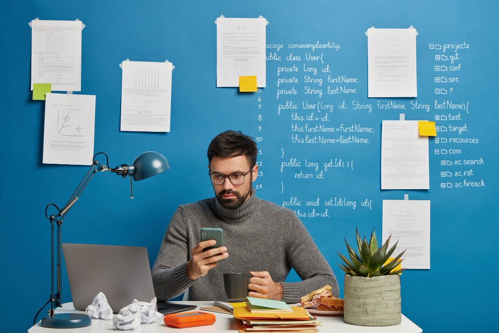 FreelanceRepublik vous met en relation avec l’expert dont vous avez besoin Développeur