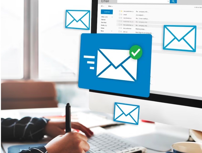 Grâce à ces 2 webinaires, vous saurez comment moderniser votre gestion du courrier tout en réduisant les coûts et en augmentant votre efficacité. Courrier