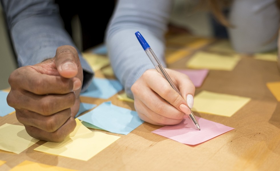 Une fois le scénario et la feuille de route définis, le choix de la méthode de gestion de projet devient crucial pour garantir le succès de la transformation numérique (Freepik).