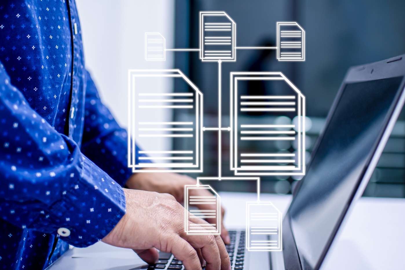 Le tableau comparatif des solutions d'IDP présente une quinzaine de solutions qui ont en commun, pour la plupart d’entre elles, d’être disponibles en deux modes d’accès : en mode Saas ou sur site (on-premise). (freepik/mdisk) IDP-traitement-intelligent-documents-passe-cap-comparatif-outils