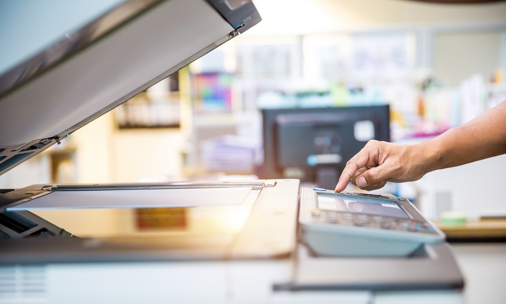 Doxense, éditeur lillois de logiciels de gestion d’impression et de numérisation depuis 2005, accompagne plus de 2 millions d’utilisateurs avec sa solution de gestion d’impressions Watchdoc (Freepik).