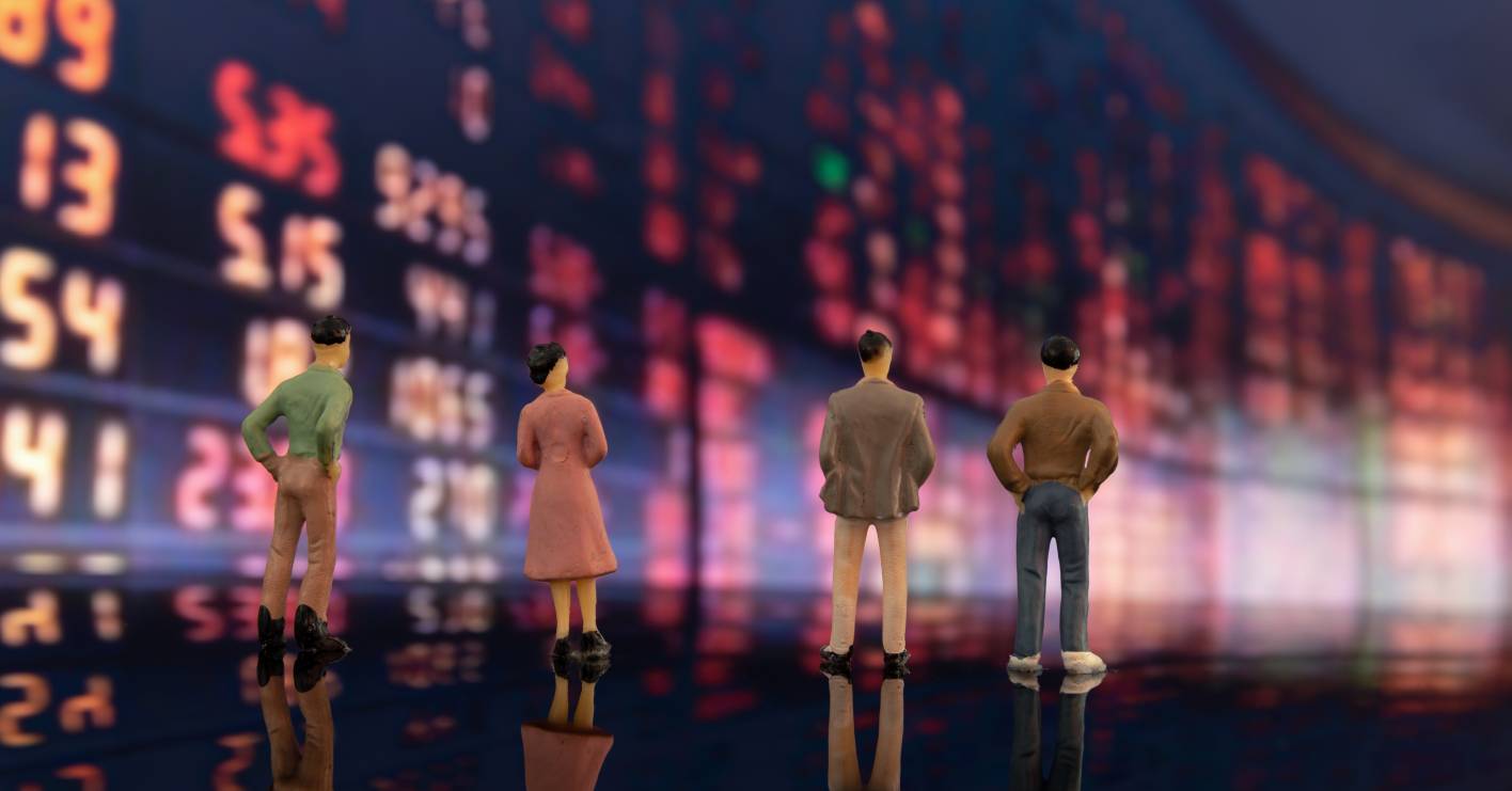 Pour Damien Weidert, conseiller veille stratégique et prospective chez Unéo, "la prospective n’est pas seulement de prolonger les tendances, mais d’imaginer des futurs possibles. La dimension créativité est essentielle" (Freepik/jcomp) intelligence-economique-veille-prospective