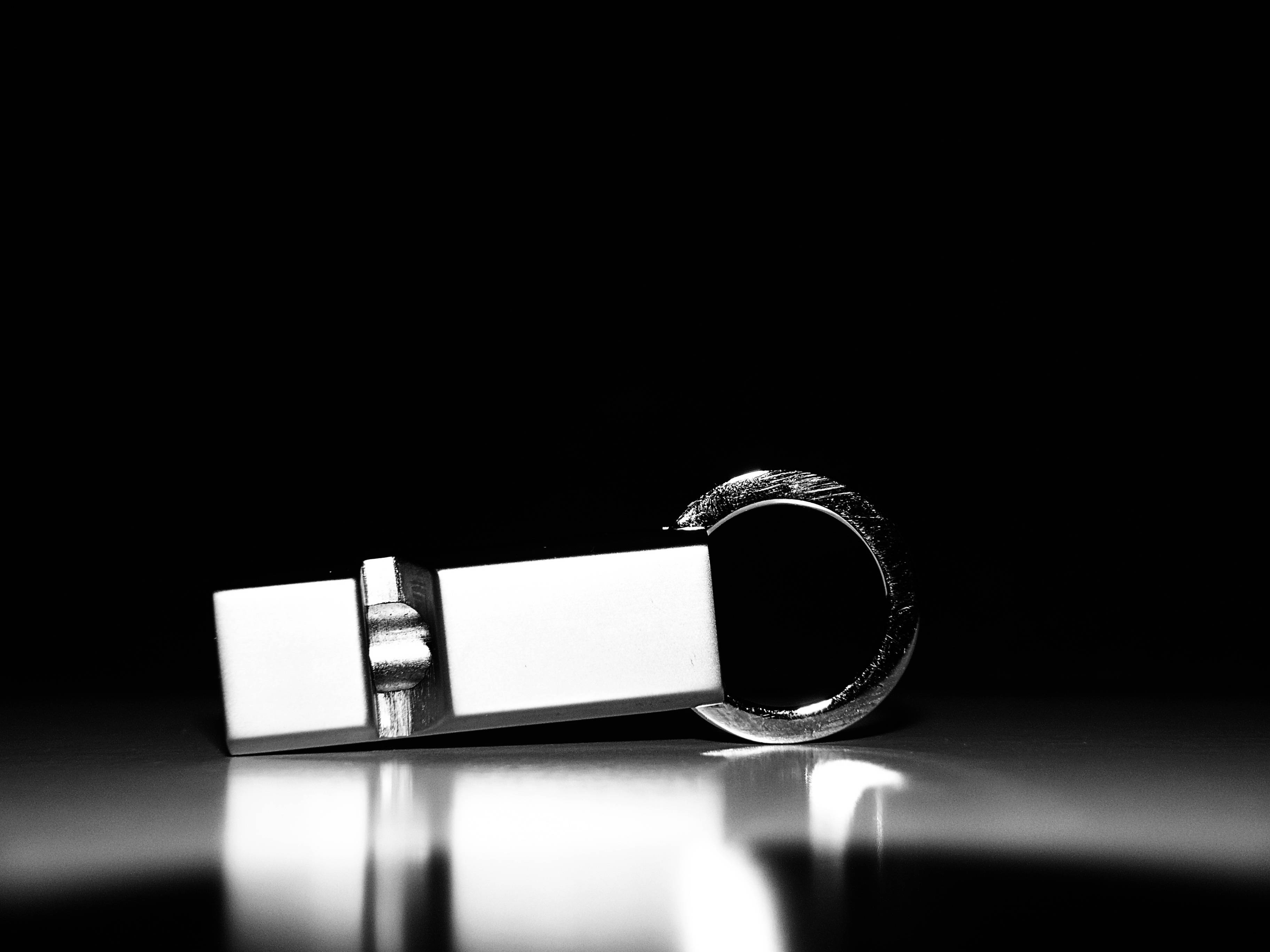 Le terme de whistleblower (lanceur d'alerte) est apparu en 1996 dans des travaux universitaires (Pixabay)