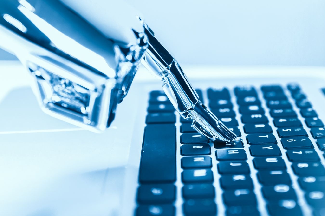 Plus de 1800 personnalités de la tech demandent un moratoire sur l'intelligence artificielle. (Canva) intelligence-artificielle-lettre-ouverte-moratoire-elon-musk