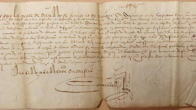 Une lettre de 1591, rédigée par Henri IV, évoque son souhait de déplacer l’université de Nantes à Rennes. crédits : DR lettre_Henry
