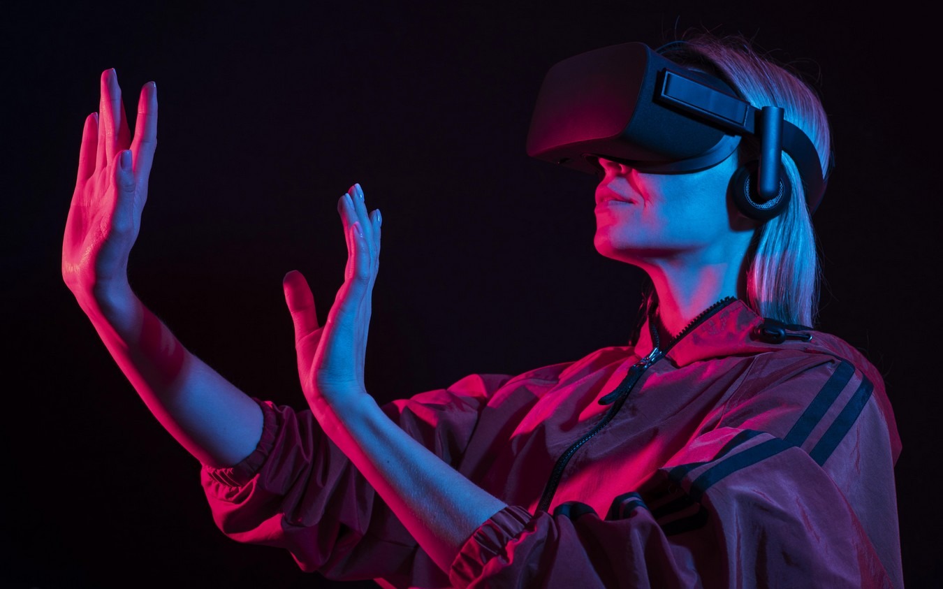 La création d’un nom de domaine dans les métavers n’est pas régulée par l’Icann, dont la mission est de certifier les bureaux d’enregistrement de noms de domaine tel que l’Afnic. (Freepik) metavers-cybersecurite-identite-numerique