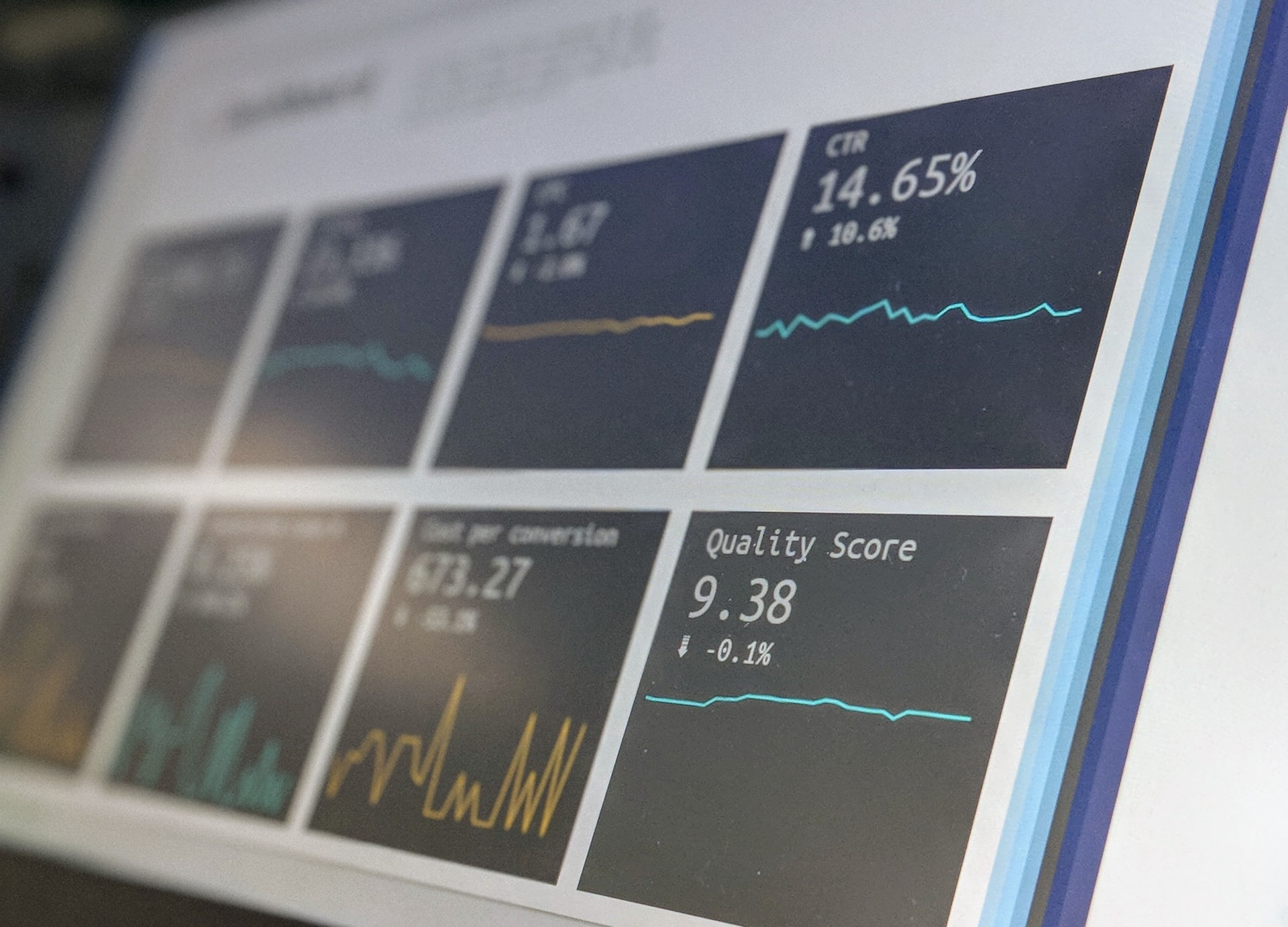 data.gouv.fr a atteint un record absolu de fréquentation au mois de novembre 2020 avec un pic de plus de 2,3 millions de visiteurs uniques (Stephen Dawson)