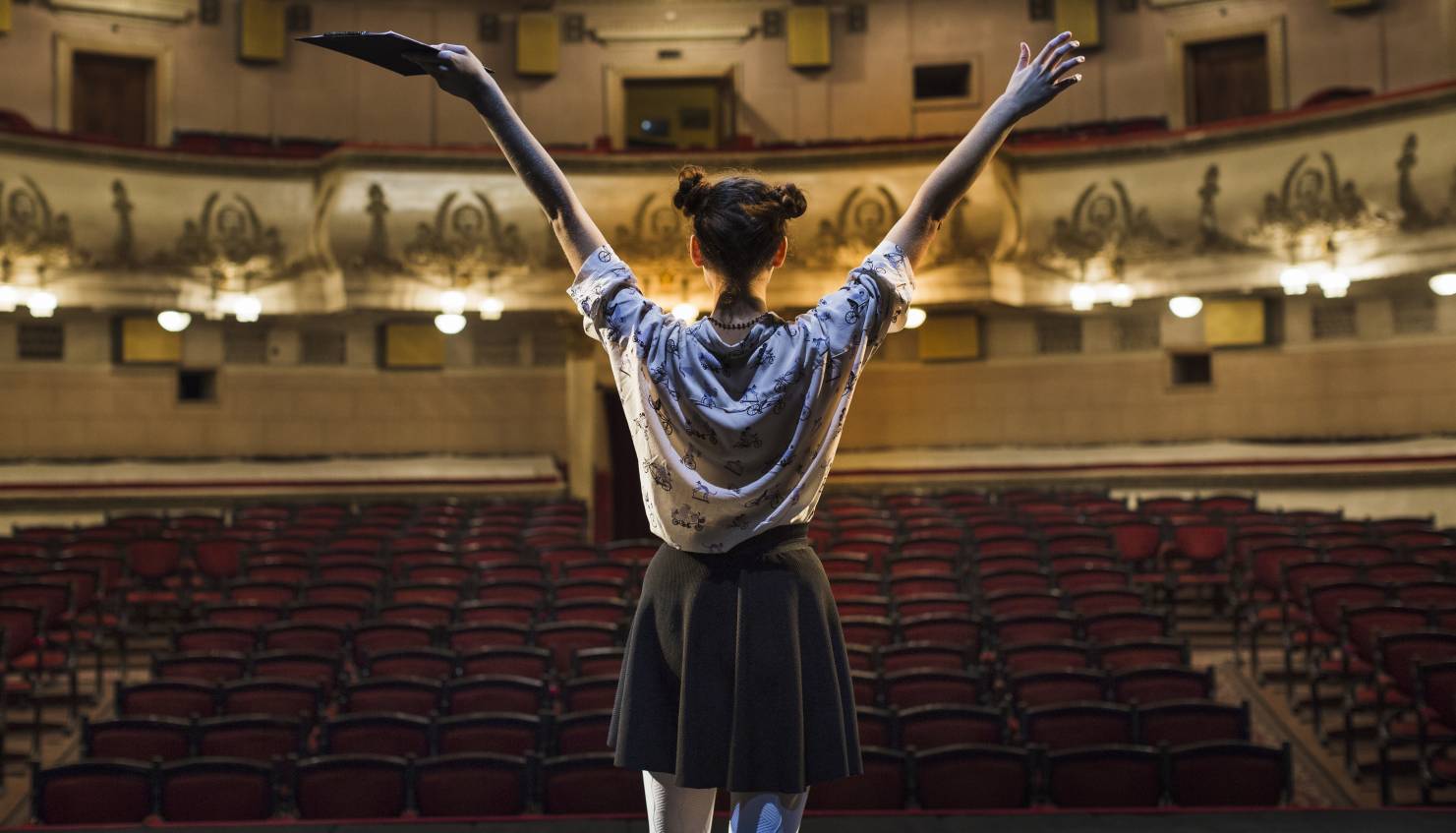 L’originalité de l'oeuvre se définit en droit d’auteur comme l’expression, fût-elle minime, de l’esprit humain. (Freepik) droit-auteur-originalite-oeuvre-spectacle