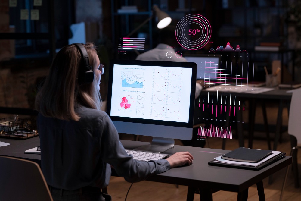 Un diplôme qui répond à une demande croissante de professionnels qualifiés, tant dans le secteur public que privé (Freepik Premium) Universite-Technologie-Troyes-propose-Diplome-Universitaire-Analyste-OSINT