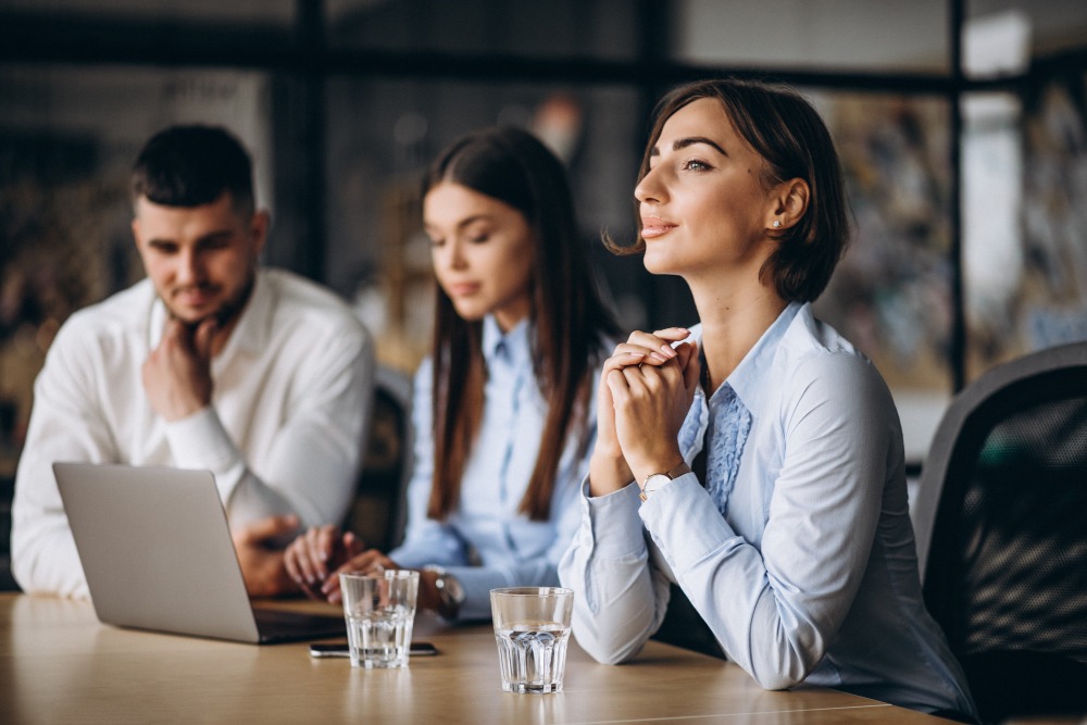 63 % des salariés reçoivent désormais leur bulletin de paie au format numérique (Freepik Premium / senivpetro) bulletin-paie-dematerialise-progresse50%-cinq-ans