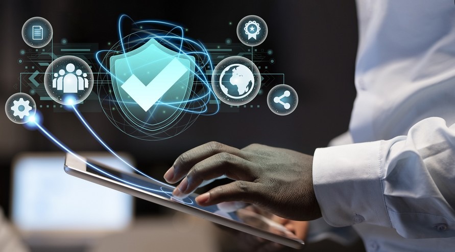 Les récentes évolutions législatives, tant au niveau européen que national, témoignent de la prise de conscience collective face à un risque cyber de plus en plus systémique et omniprésent (Freepik).