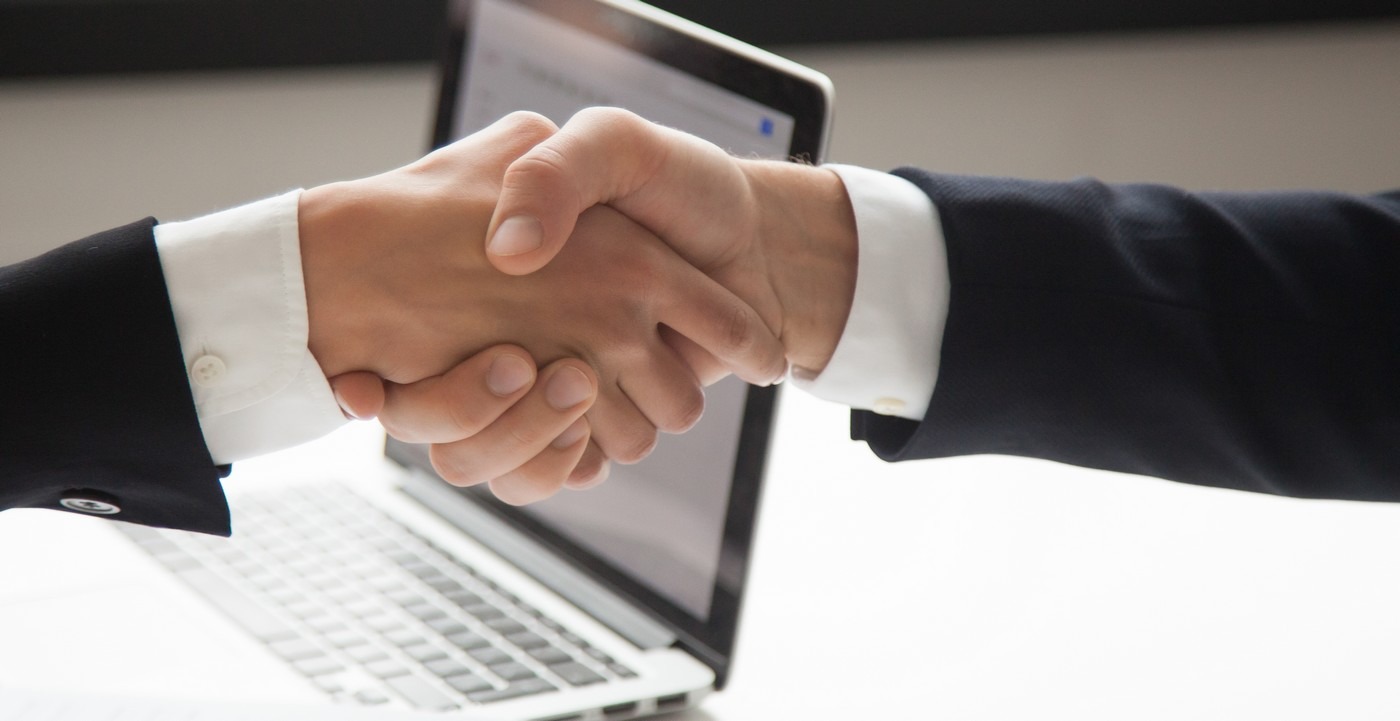 Partenariat entre Primobox et Ostendi (freepik@yanalya) Primobox-Ostendi-partenariat-gestion-flux-documentaires