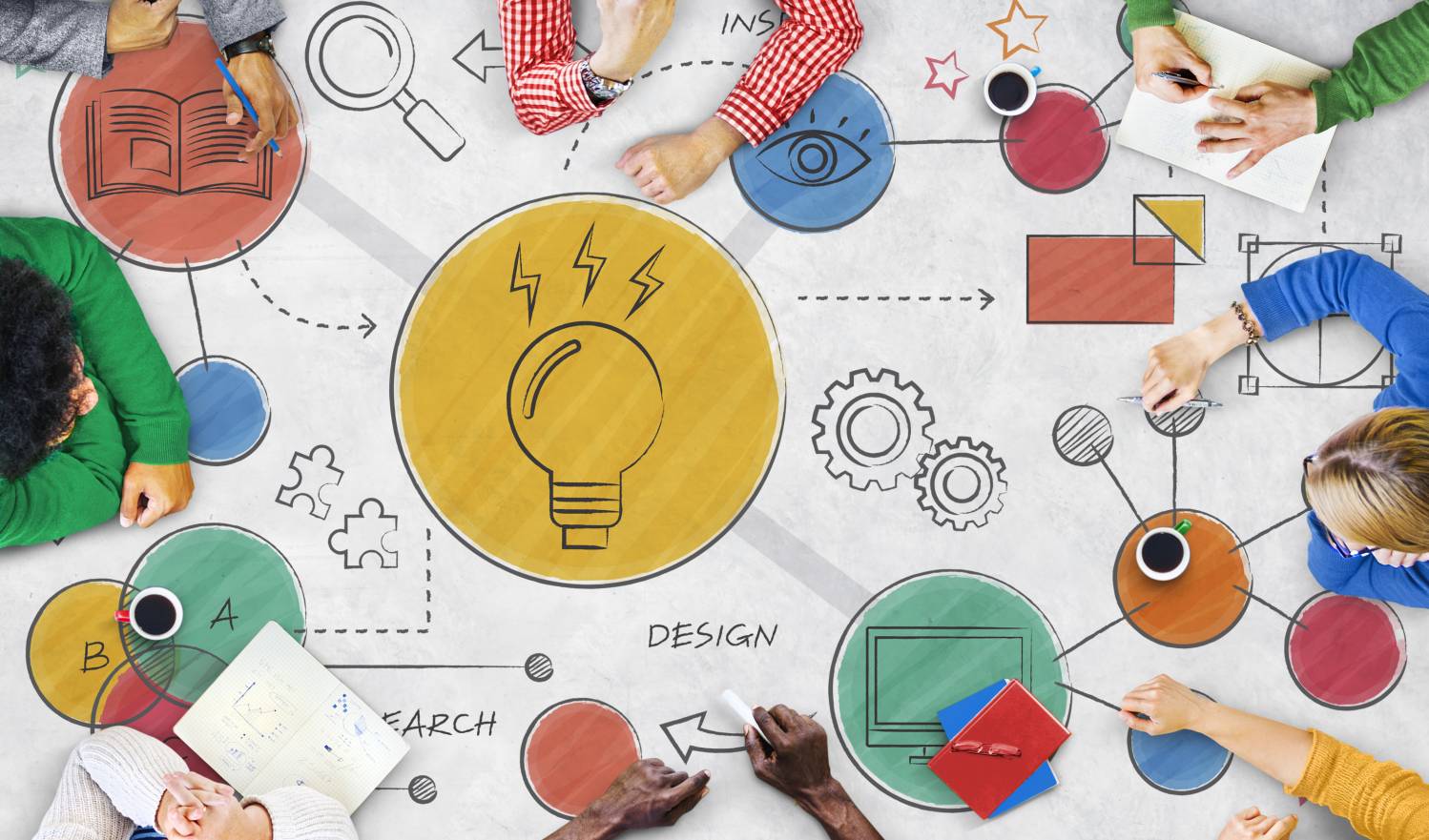 Nouvelles offres, mises à jour de solutions, briques inédites et améliorations ergonomiques... Les éditeurs exposants présenteront leurs nouveautés lors des Salons Solutions 2019. (Freepik/rawpixel) innovation-dematerialisation