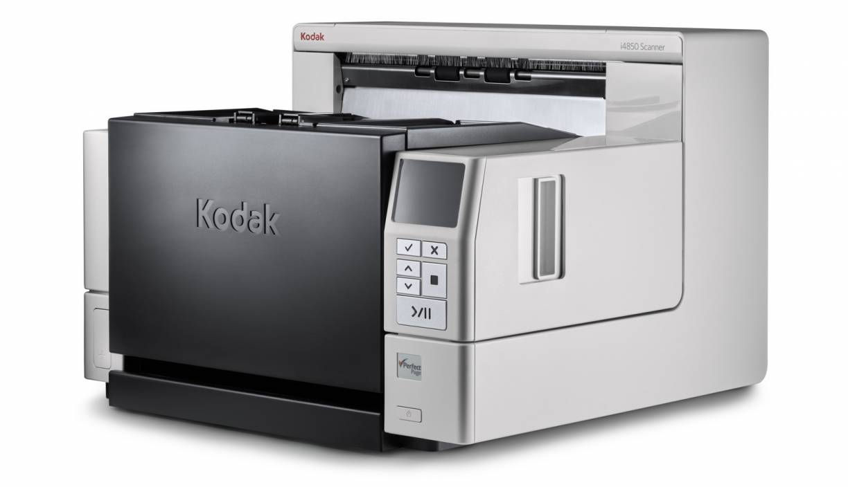 Sous le capot, ces machines embarquent des logiciels affectés à des tâches documentaires précises : classification, indexation, extraction de données… Une bonne partie de ces fonctionnalités est assurée via des logiciels intégrés. (DR) scanner-kodak