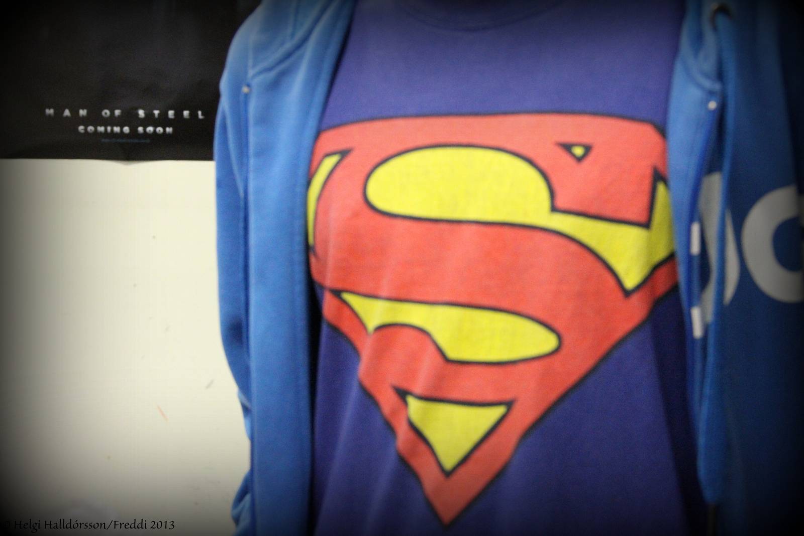 Le candidat retenu travaillera au sein d'une bibliothèque contenant 125 000 ouvrages abonnée à près de 1 700 périodiques. Elle est uniquement ouverte au personnel de la CIA. (Helgi Halldórsson/Freddi via VisualHunt / CC BY-SA)