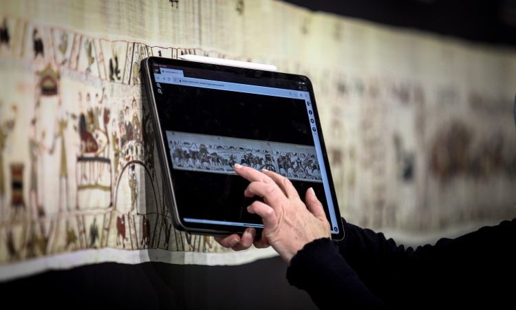 Découvrez la tapisserie de Bayeux numérisée en haute définition