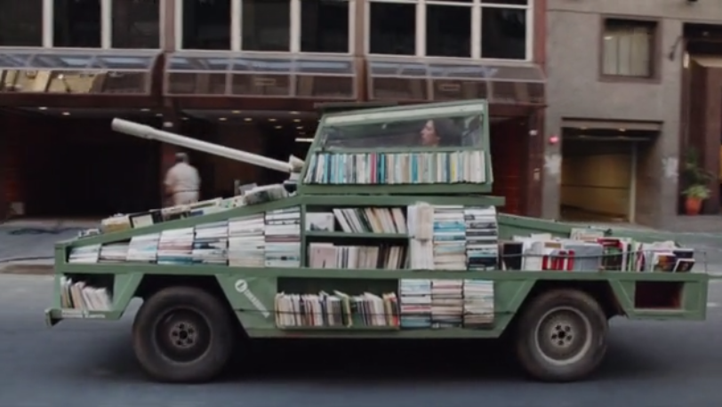 Une "arme d'instruction massive" dans les rues de Buenos Aires (Vimeo)