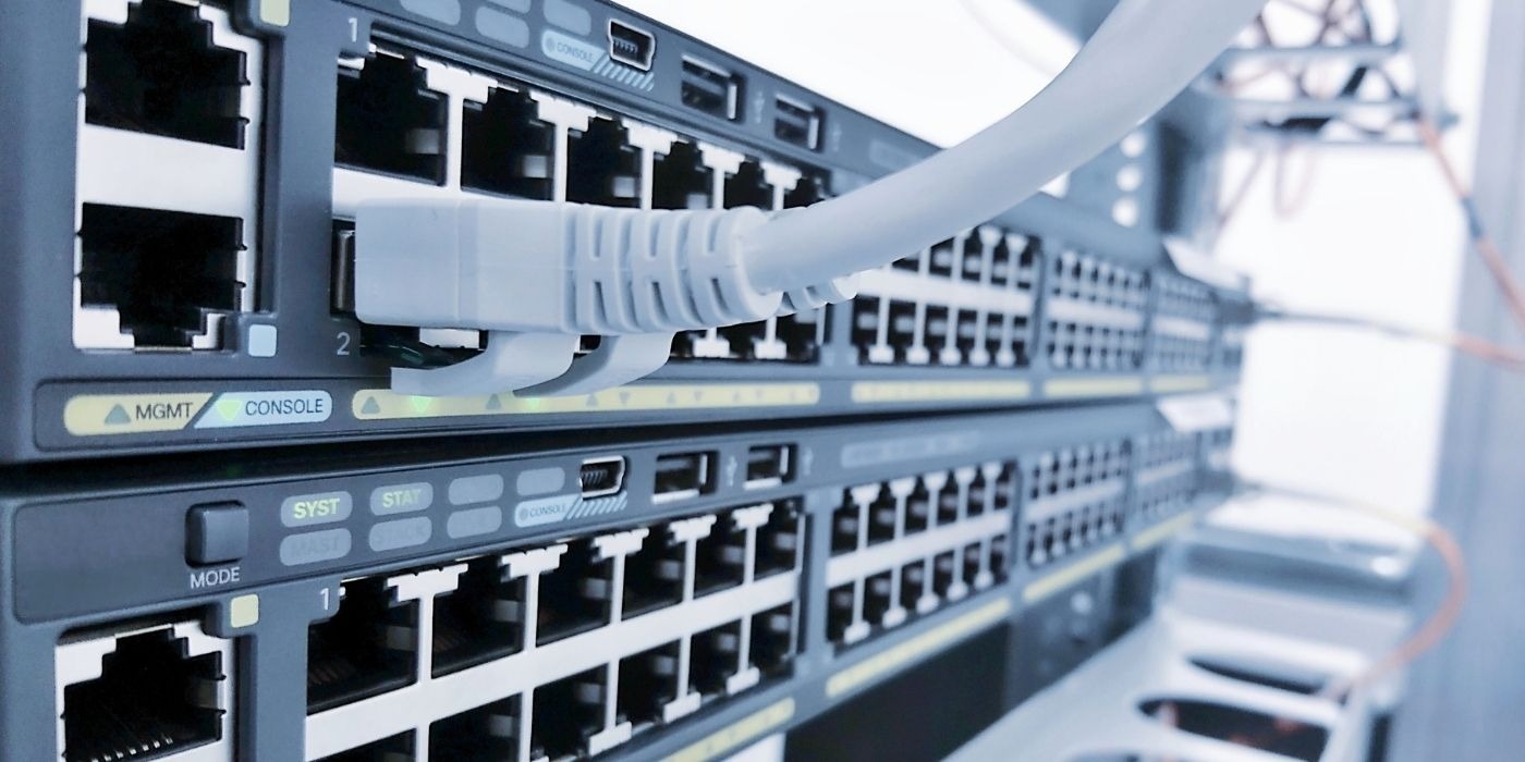 Les VPN sont devenus des outils de protection fiables et sécurisés pour la recherche sur le web (Canva / hamik) vpn-technologie