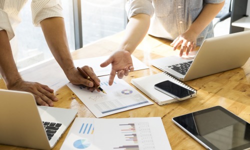 Partenariat : Berger-Levrault et Inria s'allient pour un numérique engagé et responsable (freepik@iejab) Berger-Levrault-Inria-partenariat-stratégique-pour-numérique