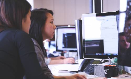 91 % des salariés se déclarent de plus en plus à l'aise avec le digital (Pixabay / StartupStockPhotos)