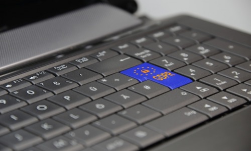 Santé, éducation et banque/assurance face aux ratés du RGPD