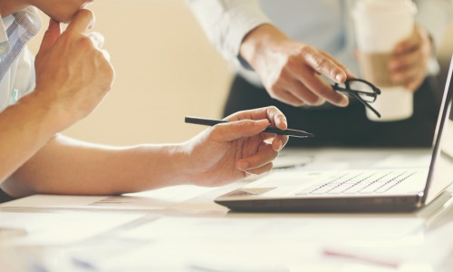 intelligence-artificielle-devenue-outil-quotidien-grande-majorite-veilleurs